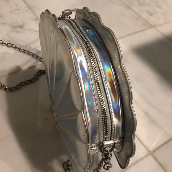 Iridescent Shell Purse - Picture 3 of 5